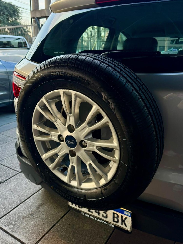 Ford EcoSport SE — foto 7